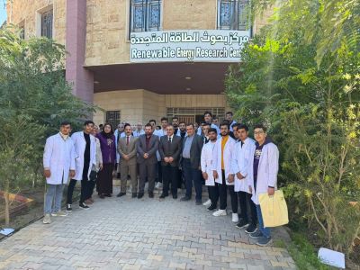 A field trip for students from the College of Applied Sciences in Hit to the Renewable Energy Research Center